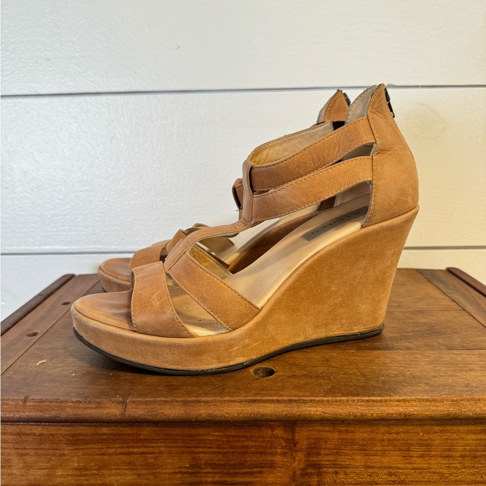 Discontinued Nisolo Bolivar Wedge Sandal